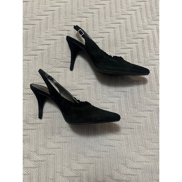 Talbots black suede ruffle sling back heels size 7 - Picture 3 of 10